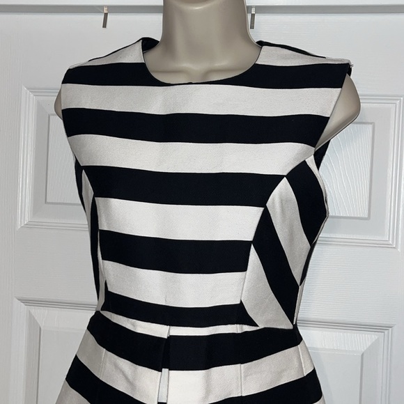 Miss Selfidge Sleeveless Dress with Pockets. Black and White Striped. Size 4. - Picture 3 of 12